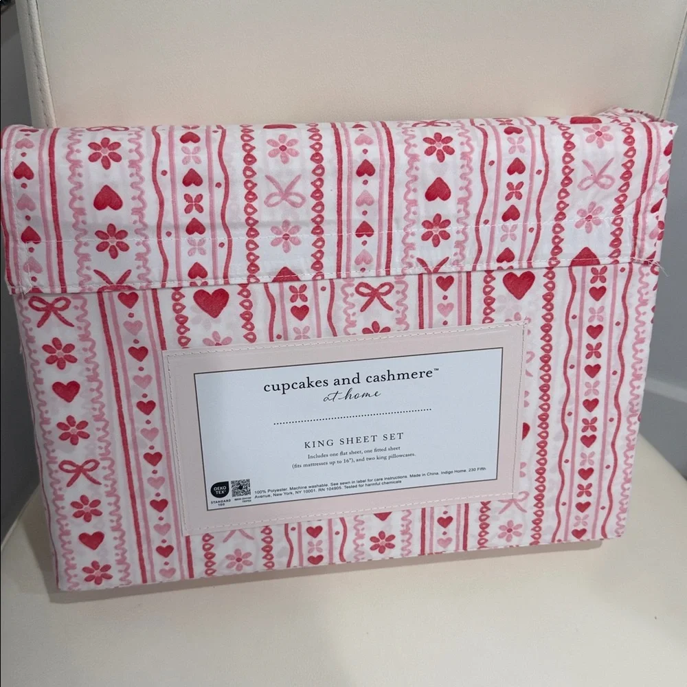 Cupcakes & Cashmere King Sheet Set Valentine Pink Bows Hearts Coquette NWT